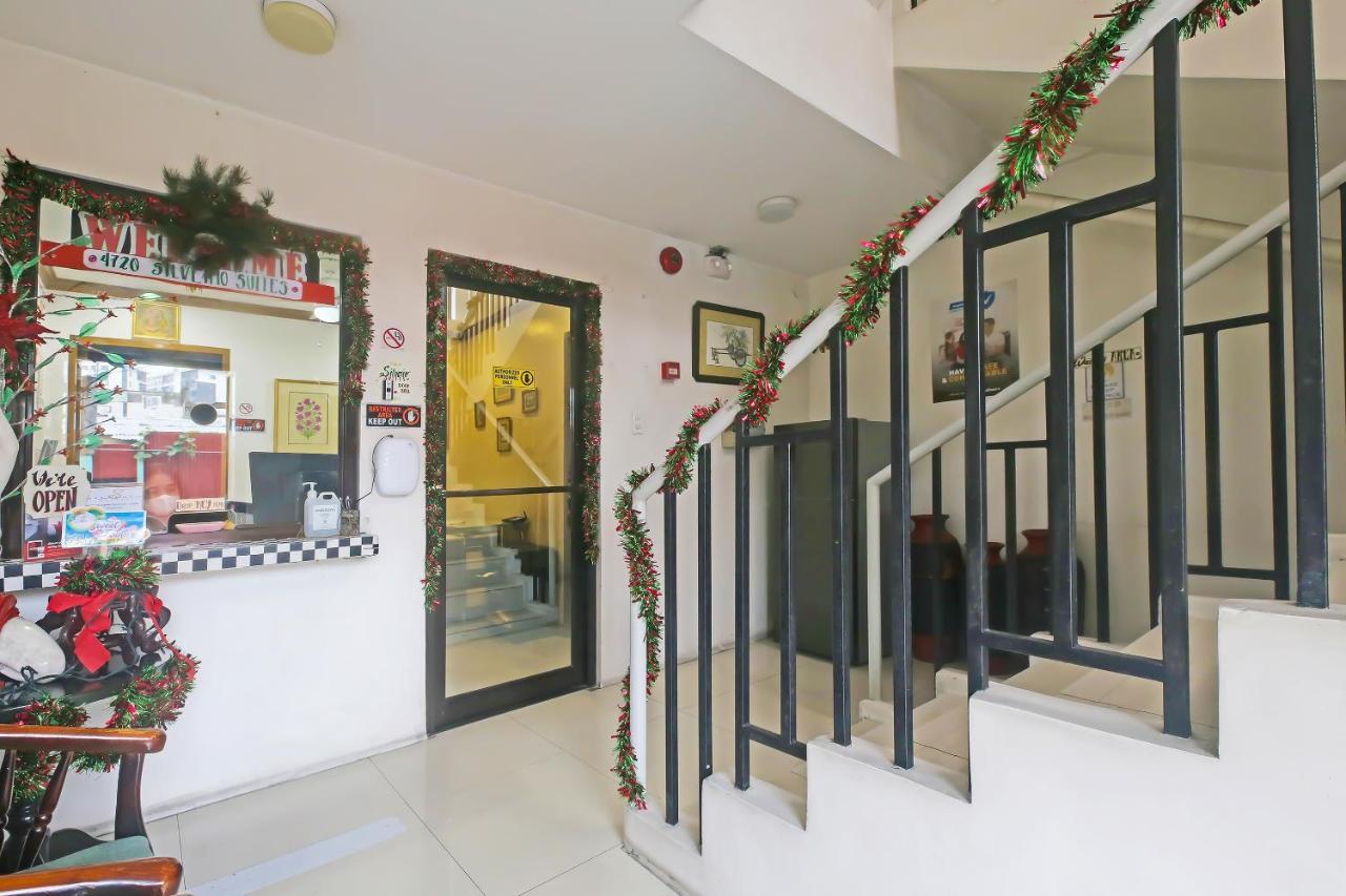 OYO 896 Silverio Suites Manila Exterior foto